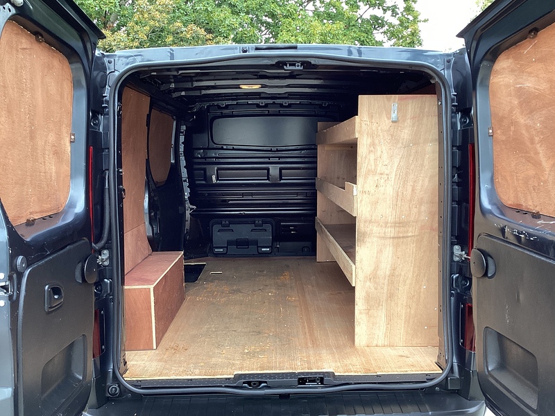 Nissan dCi 28 Acenta SWB L/R A/C Euro 6