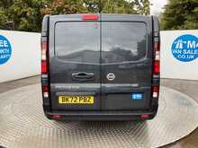 Nissan Primastar dCi 28 Acenta SWB L/R A/C Euro 6 