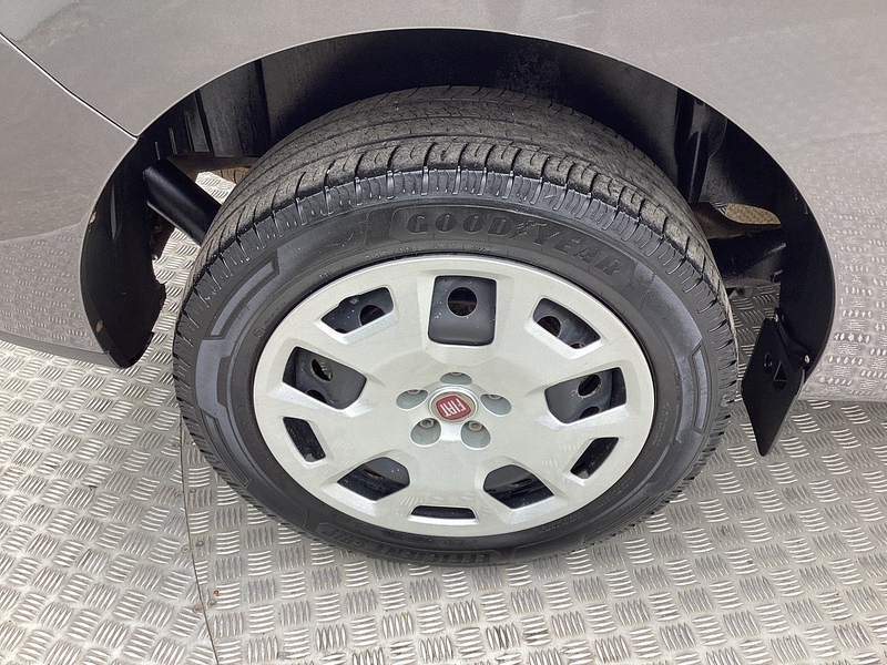 Fiat MultiJetII Maxi Tecnico Crewvan LWB L/R A/C Euro 6