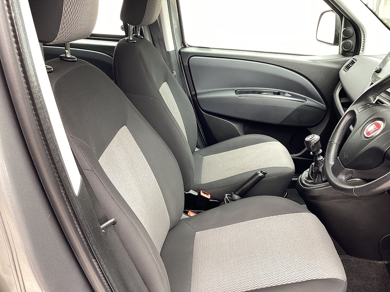 Fiat MultiJetII Maxi Tecnico Crewvan LWB L/R A/C Euro 6