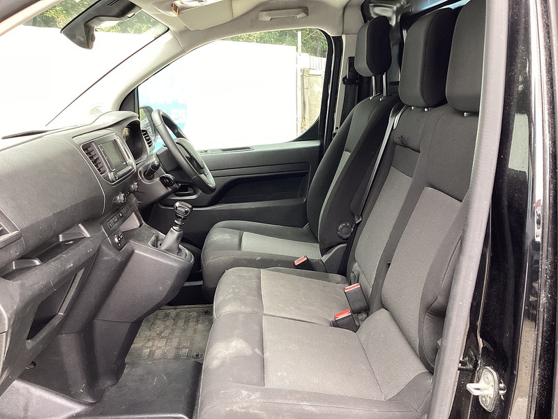 Peugeot BlueHDi 1000 Professional Premium+ SWB L/R Eu 6 AC