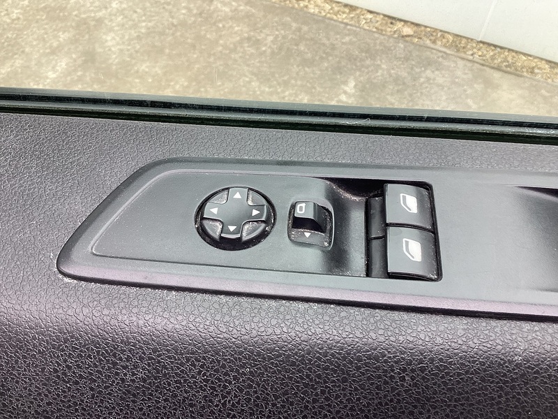 Peugeot BlueHDi 1000 Professional Premium+ SWB L/R Eu 6 AC