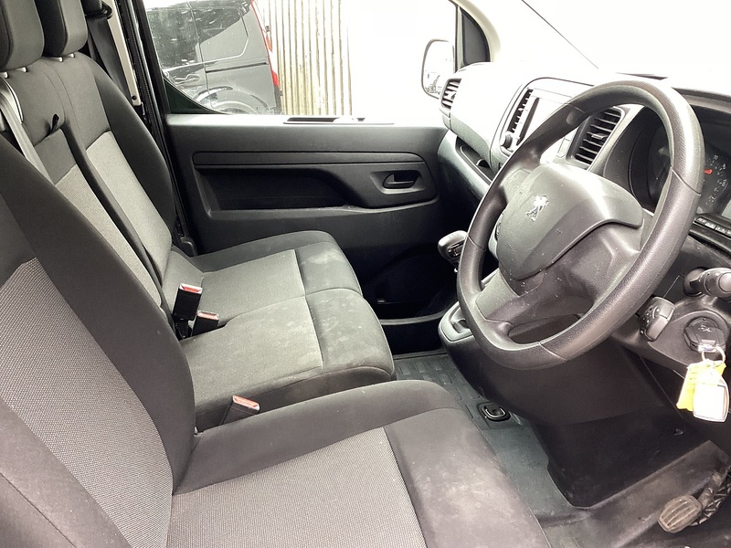 Peugeot BlueHDi 1000 Professional Premium+ SWB L/R Eu 6 AC