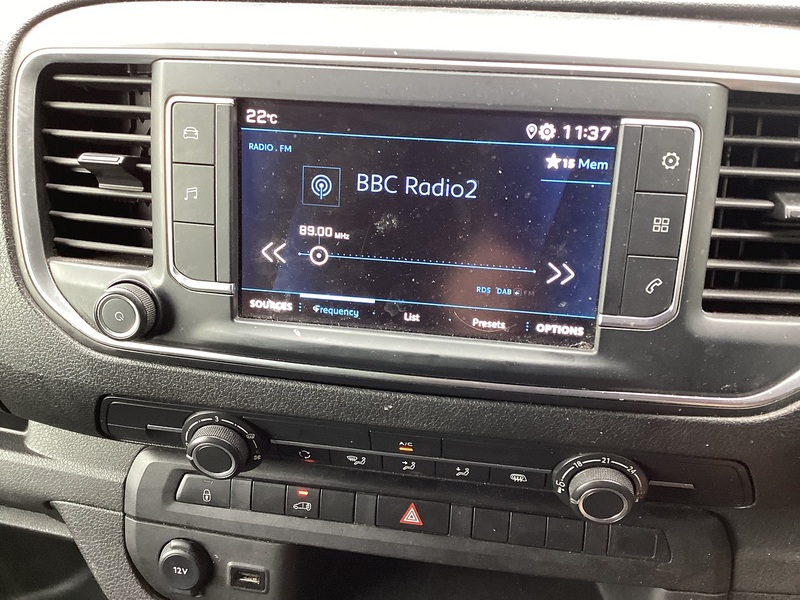 Peugeot BlueHDi 1000 Professional Premium+ SWB L/R Eu 6 AC