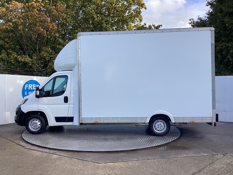 Peugeot 335 Lo Loader Luton A/C Euro 6 L=13ft 6