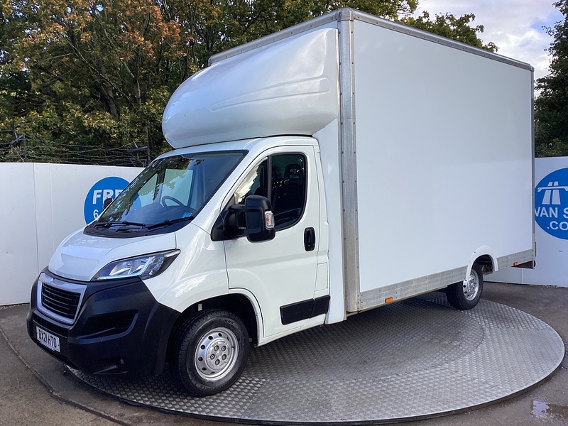 Peugeot 335 Lo Loader Luton A/C Euro 6 L=13ft 6