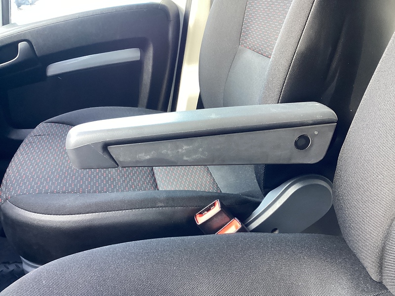 Peugeot 335 Lo Loader Luton A/C Euro 6 L=13ft 6