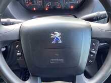 Peugeot Boxer 335 Lo Loader Luton A/C Euro 6 L=13ft 6" 