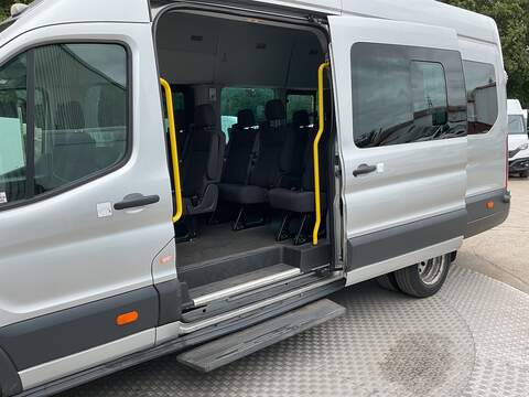 Ford Transit, 2.2 TDCi 460 17 Seat Minibus Diesel Manual RWD L4 H3 Euro 5 (125 ps)