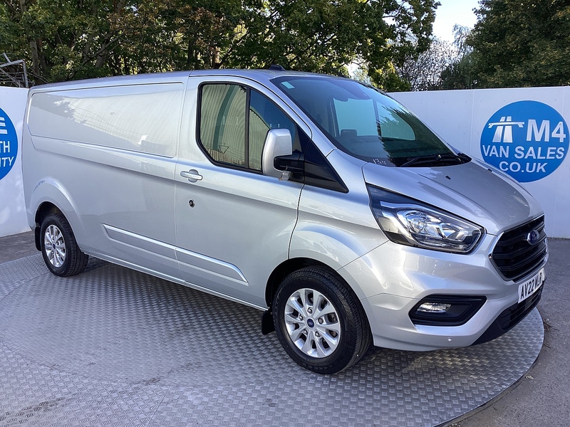 Ford 300 EcoBlue Limited L/R LWB EURO 6 A/C