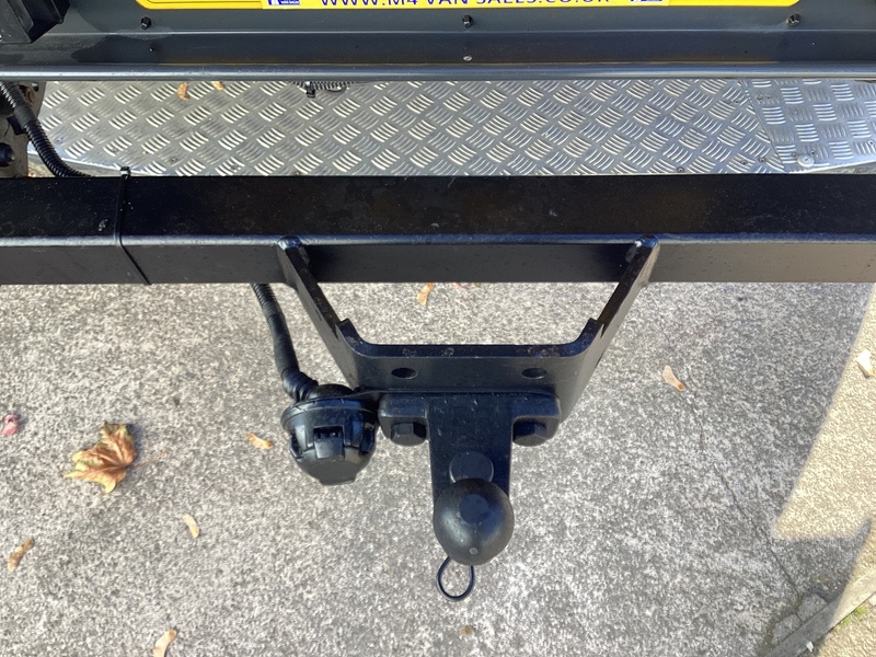 Iveco D HPI 14V 35C 3450 LWB C/C Euro 6 9FT 2