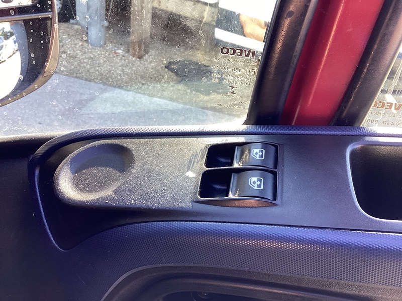 Iveco D HPI 14V 35C 3450 LWB C/C Euro 6 9FT 2