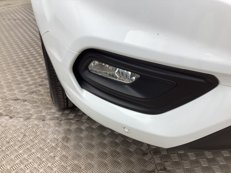 Ford 280 EcoBlue Limited SWB L/R Euro 6