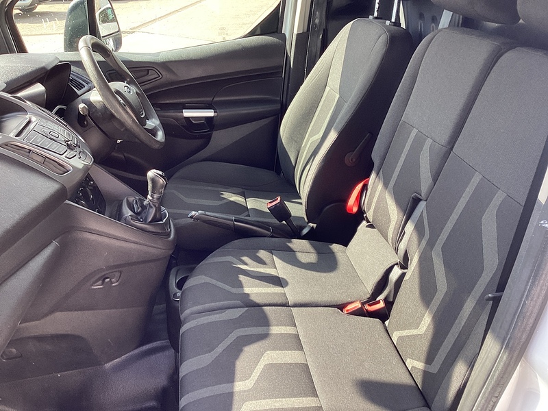 Ford TDCi 200 Trend SWB L/R Euro 6