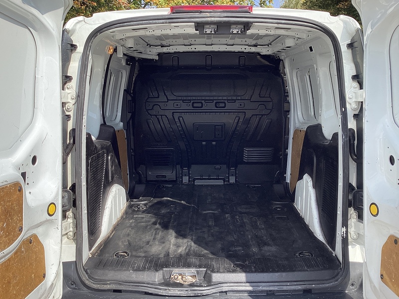 Ford TDCi 200 Trend SWB L/R Euro 6