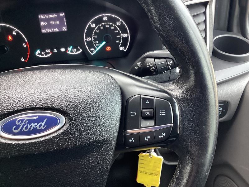 Ford 300 EcoBlue Limited SWB H/R Euro 6 **NO VAT**