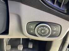 Ford Transit Connect 240 EcoBlue Limited SWB L/R A/C Euro 6 