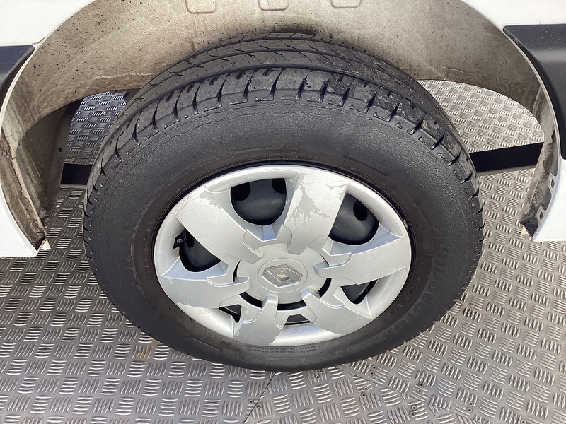 Renault dCi 35 Business+ MWB M/R A/C Euro 6