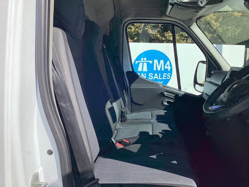 Renault dCi 35 Business+ MWB M/R A/C Euro 6