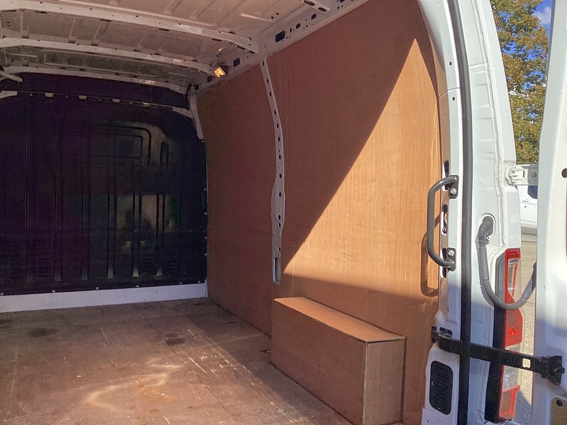 Renault dCi 35 Business+ MWB M/R A/C Euro 6