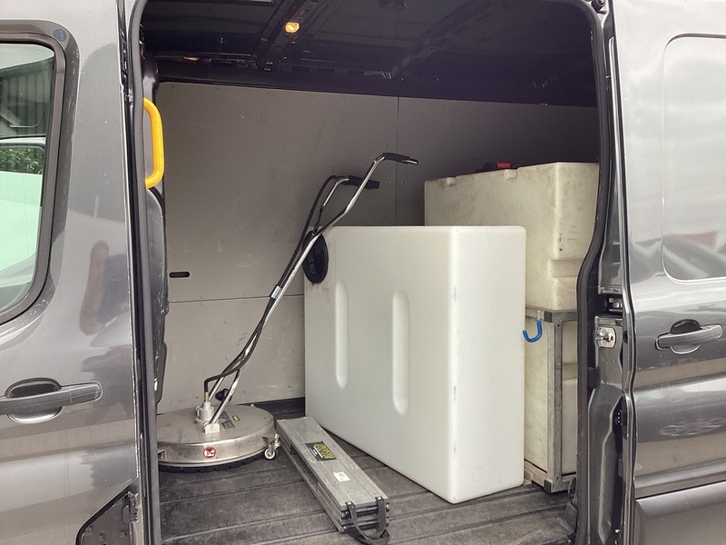 Ford 350 EcoBlue Leader LWB H/R Euro 6