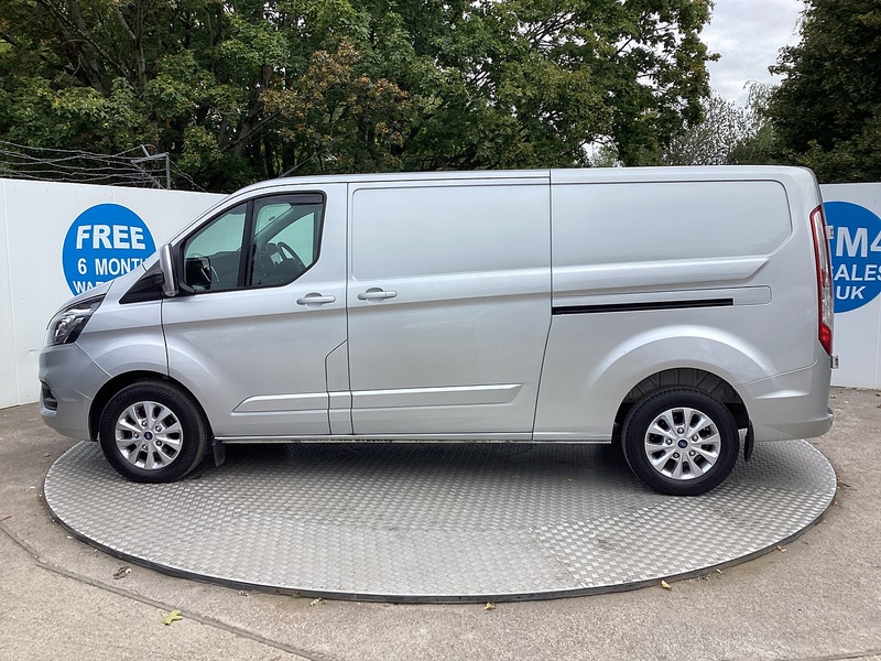 Ford 300 EcoBlue Limited LWB L/R A/C Euro 6