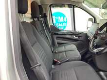 Ford Transit Custom 300 EcoBlue Limited LWB L/R A/C Euro 6 