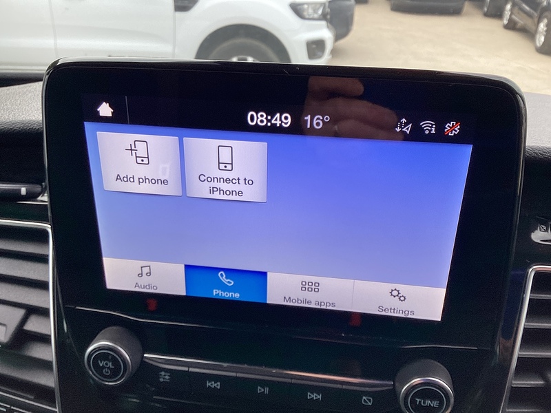 Ford 300 EcoBlue Limited LWB L/R A/C Euro 6