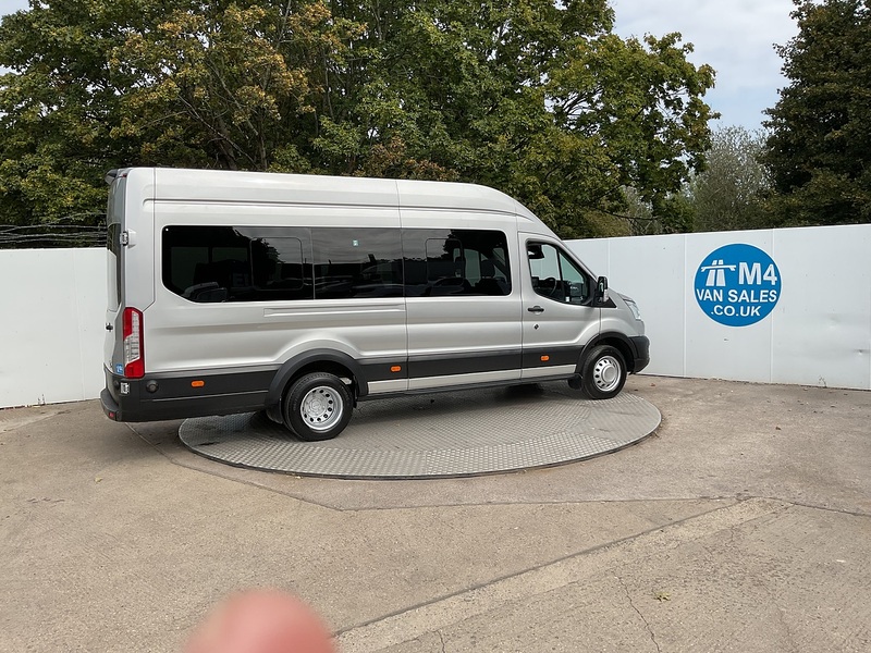 Ford 2.0 460 EcoBlue Leader 17 Seat Minibus  5dr Diesel Manual RWD L4 H3 Euro 6 (s/s) (17 Seat, DRW) (130 ps)