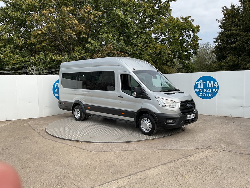Ford 2.0 460 EcoBlue Leader 17 Seat Minibus  5dr Diesel Manual RWD L4 H3 Euro 6 (s/s) (17 Seat, DRW) (130 ps)