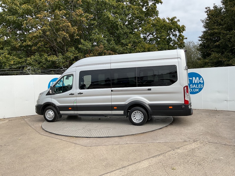 Ford 2.0 460 EcoBlue Leader 17 Seat Minibus  5dr Diesel Manual RWD L4 H3 Euro 6 (s/s) (17 Seat, DRW) (130 ps)
