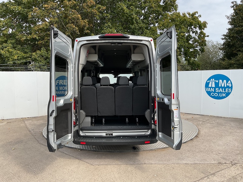 Ford 2.0 460 EcoBlue Leader 17 Seat Minibus  5dr Diesel Manual RWD L4 H3 Euro 6 (s/s) (17 Seat, DRW) (130 ps)