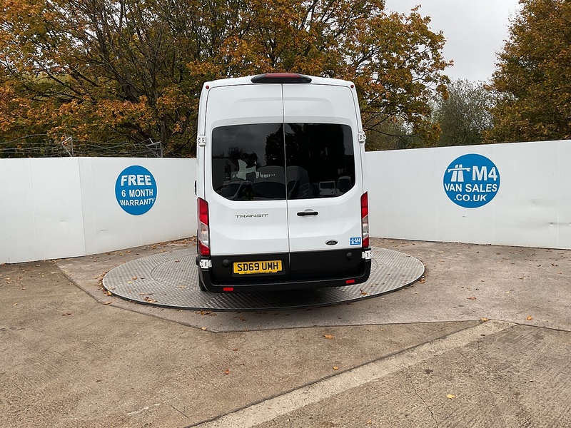 Ford 2.0 460 EcoBlue Leader Minibus Diesel Manual RWD L4 H3 Euro 6 (s/s) (17 Seat, DRW) (130 ps)