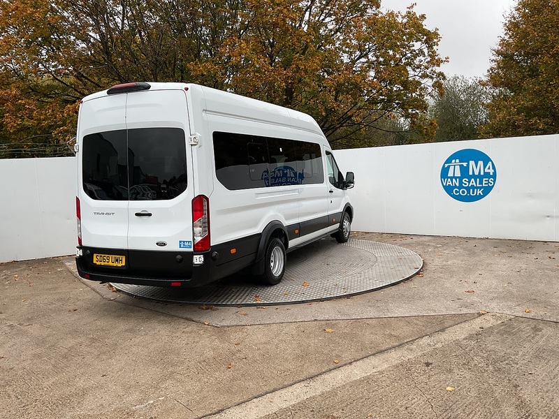 Ford 2.0 460 EcoBlue Leader Minibus Diesel Manual RWD L4 H3 Euro 6 (s/s) (17 Seat, DRW) (130 ps)