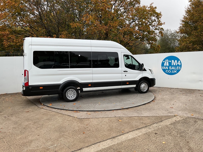Ford 2.0 460 EcoBlue Leader Minibus Diesel Manual RWD L4 H3 Euro 6 (s/s) (17 Seat, DRW) (130 ps)