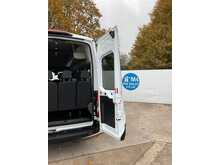 Ford Transit 460 EcoBlue Leader 17 Seat Minibus 