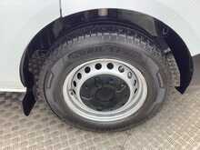 Ford Transit Custom 280 EcoBlue Leader SWB L/R A/C Euro 6 