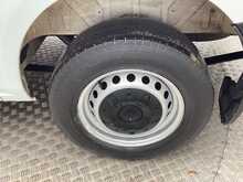 Ford Transit Custom 280 EcoBlue Leader SWB L/R A/C Euro 6 