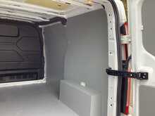 Ford Transit Custom 280 EcoBlue Leader SWB L/R A/C Euro 6 