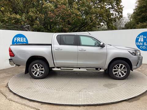 Toyota Hilux, D-4D Invincible C/C 4X4 A/C **NO VAT**