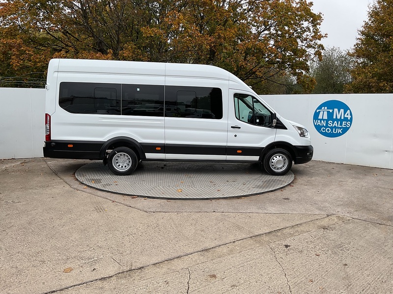 Ford 2.0 460 EcoBlue Leader Minibus Diesel Manual RWD L4 H3 Euro 6 (s/s) (17 Seat, DRW) (130 ps)