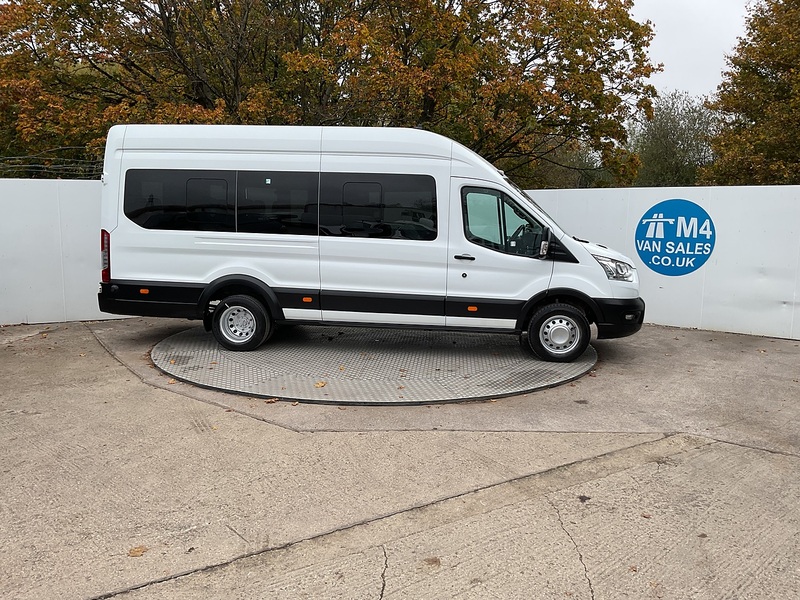 Ford 2.0 460 EcoBlue Leader Minibus Diesel Manual RWD L4 H3 Euro 6 (s/s) (17 Seat, DRW) (130 ps)