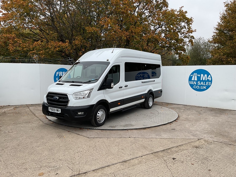 Ford 2.0 460 EcoBlue Leader Minibus Diesel Manual RWD L4 H3 Euro 6 (s/s) (17 Seat, DRW) (130 ps)