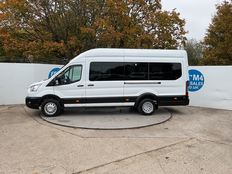 Ford 2.0 460 EcoBlue Leader Minibus Diesel Manual RWD L4 H3 Euro 6 (s/s) (17 Seat, DRW) (130 ps)