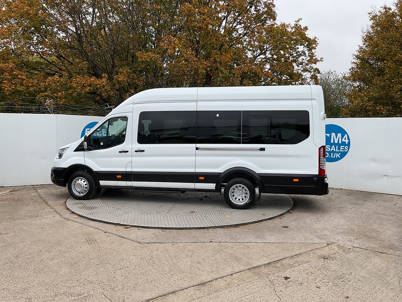 Ford 2.0 460 EcoBlue Leader Minibus Diesel Manual RWD L4 H3 Euro 6 (s/s) (17 Seat, DRW) (130 ps)