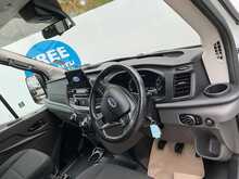 Ford Transit 460 EcoBlue Leader 17 Seat Minibus 