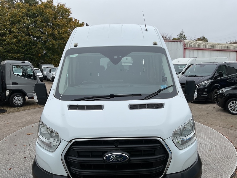Ford 2.0 460 EcoBlue Leader Minibus Diesel Manual RWD L4 H3 Euro 6 (s/s) (17 Seat, DRW) (130 ps)