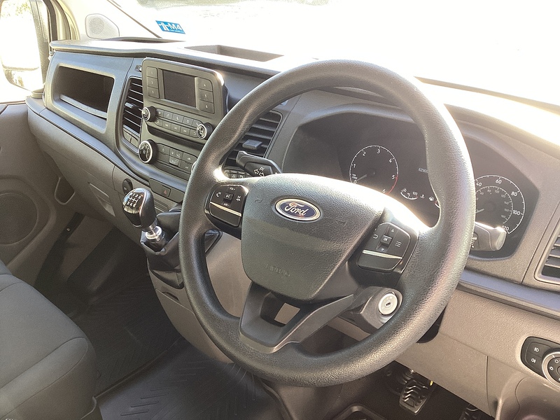 Ford 280 EcoBlue Leader SWB L/R A/C Euro 6 