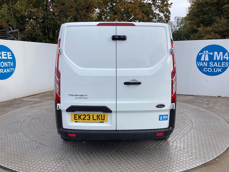 Ford 280 EcoBlue Leader SWB L/R A/C Euro 6