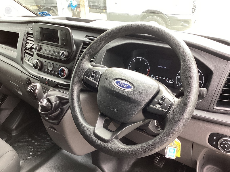 Ford 280 EcoBlue Leader SWB L/R A/C Euro 6